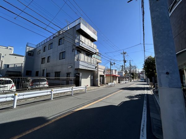 杉並区今川2丁目 事務所付住宅 前面道路含む外観