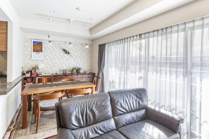 プラウド浜田山三丁目 リビング プラウド浜田山三丁目 リビング