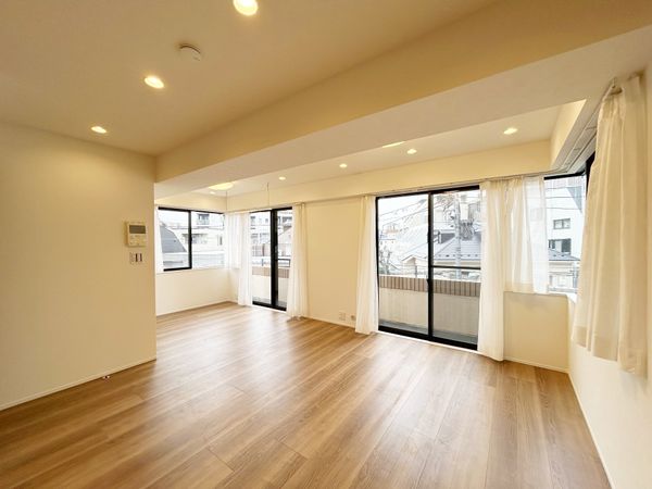 ベルテ西荻窪 リビング