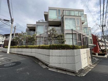 グラン・ブルー鷺ノ宮 外観