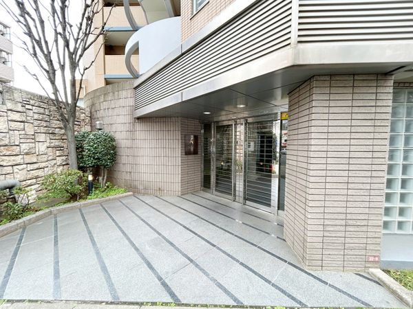レクシオ荻窪 エントランス