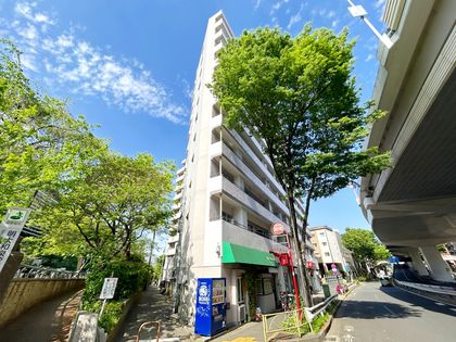 シャトレ明大前マンション 外観