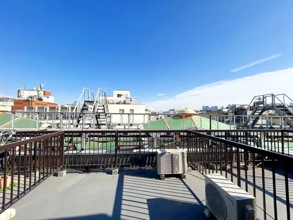 ４階居室前の屋上