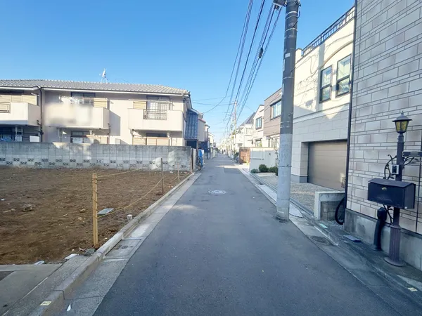 ●前面道路　東側／幅員約4.0メートル※南側から撮影