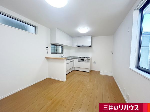 杉並区高円寺南1丁目戸建 リビング