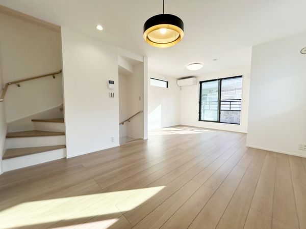 杉並区堀ノ内2丁目 新築戸建 リビング 杉並区堀ノ内2丁目 新築戸建 リビング