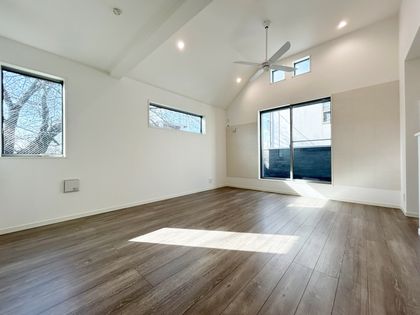 中野区若宮2丁目 新築戸建 リビング