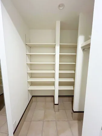 シューズインクローク