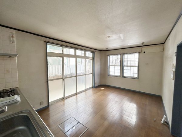 府中市白糸台2丁目 戸建 リビング 府中市白糸台2丁目 戸建 リビング