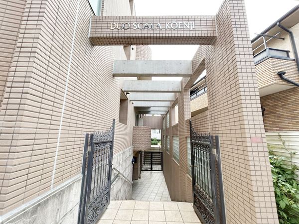 デュオ・スカーラ高円寺 エントランス デュオ・スカーラ高円寺 エントランス