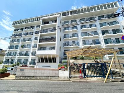 カーサ和泉 外観