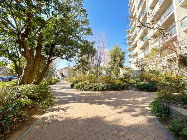 パークエントランス