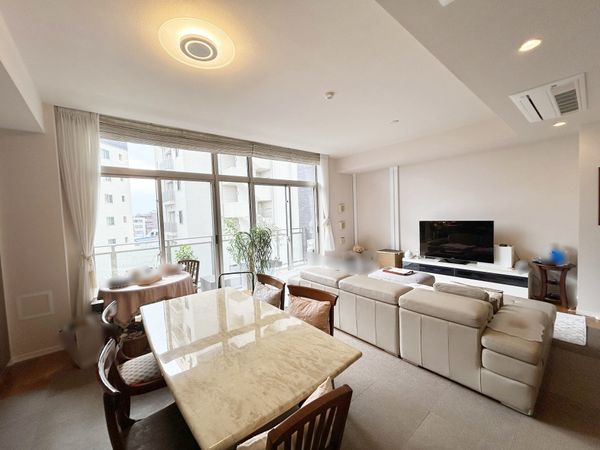 グローリオ蘆花公園 ヴィラC棟 リビング グローリオ蘆花公園 ヴィラC棟 リビング