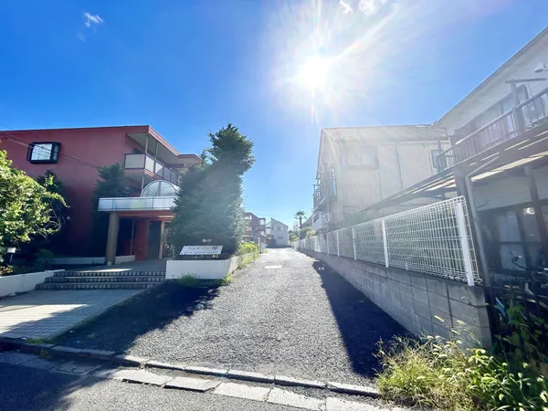 本物件南側隣接地