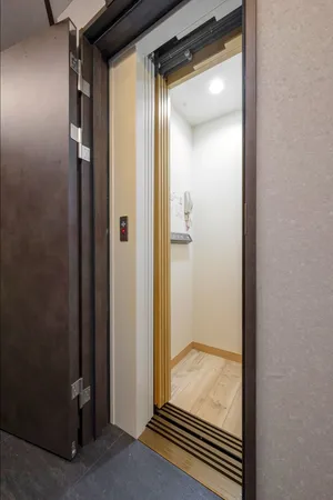 ホームエレベーター（1階～3階）