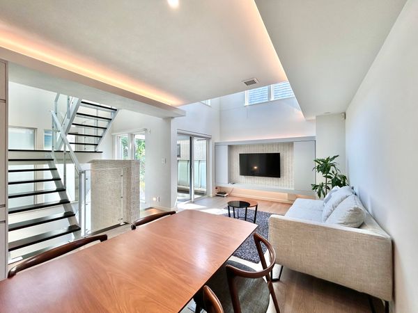 本町2丁目 中古戸建 リビング