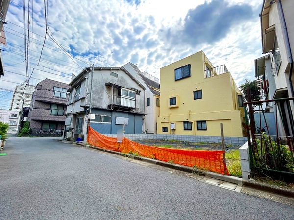 新宿区百人町 新築戸建 外観