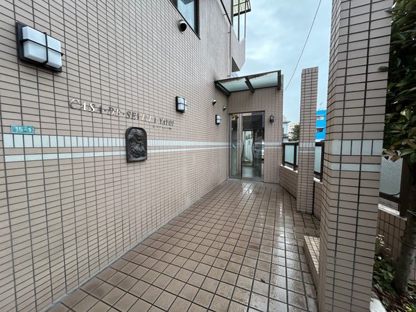 カーサデセビーア弥生 エントランス カーサデセビーア弥生 エントランス
