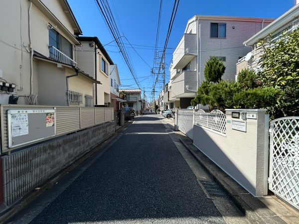 中野区野方6丁目 土地 前面道路含む外観 中野区野方6丁目 土地 前面道路含む外観