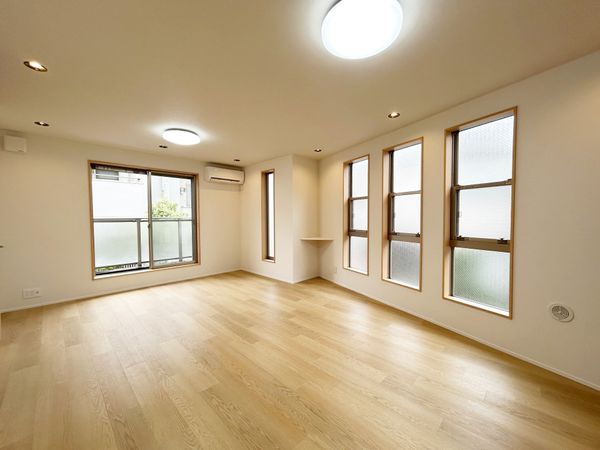 中野区中央5丁目 戸建 リビング