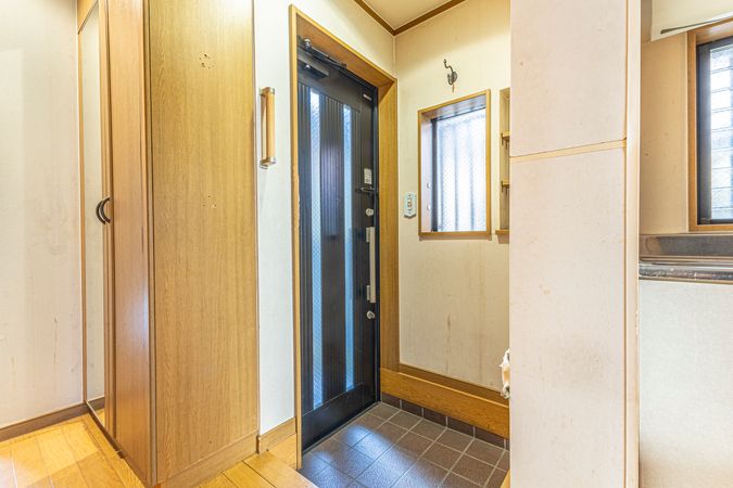 中野区野方2丁目 戸建 玄関