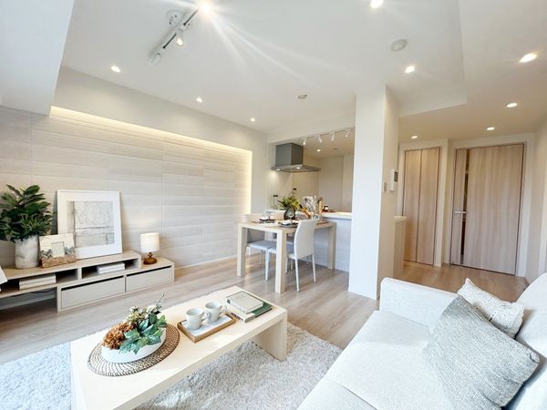 中野桃園シティハウス リビング