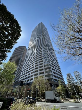 ザ・パークハウス西新宿タワー60 外観