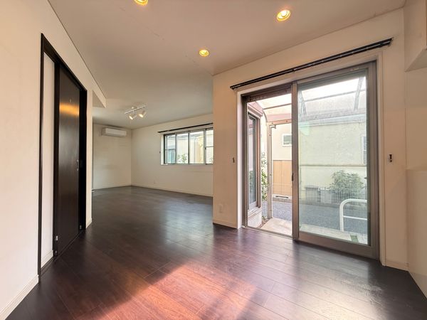 世田谷区給田5丁目 戸建 リビング