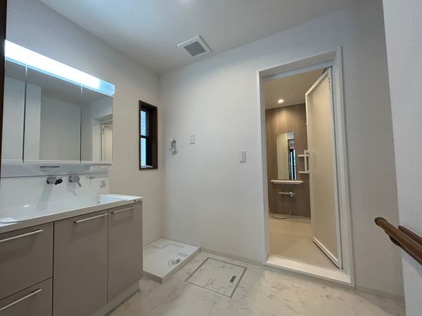 世田谷区上祖師谷2丁目 戸建 洗面