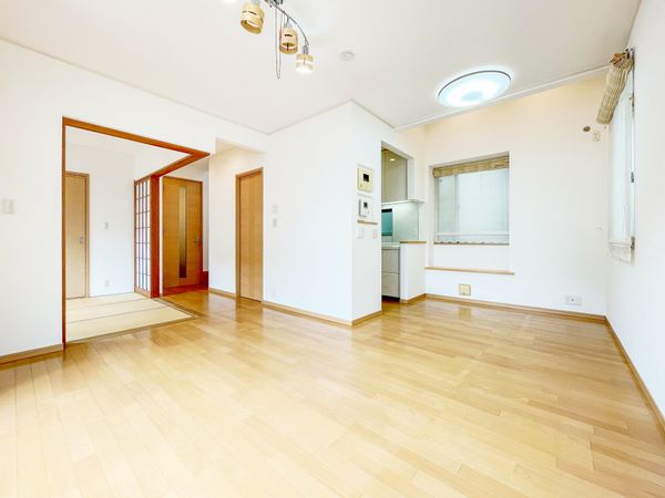 給田4丁目戸建 リビング 給田4丁目戸建 リビング