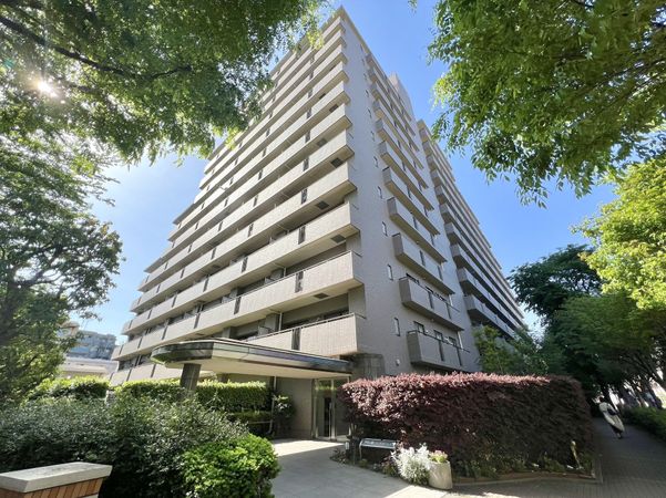 芦花公園パーク・ホームズ 外観