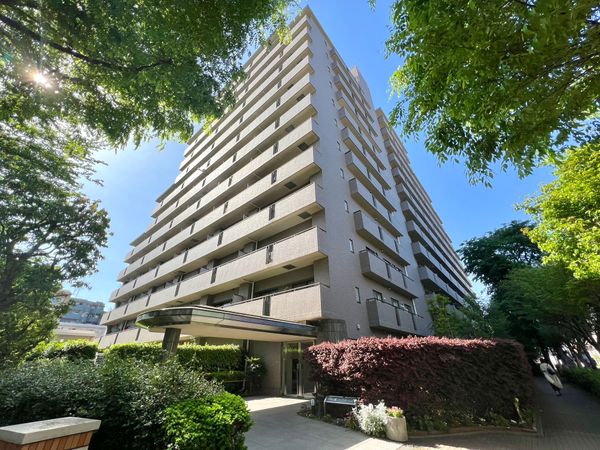 芦花公園パーク・ホームズ 外観