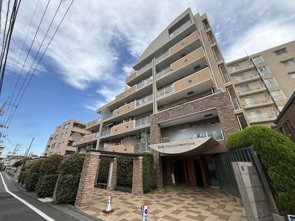 ジェイシティ千歳烏山 外観 ジェイシティ千歳烏山 外観