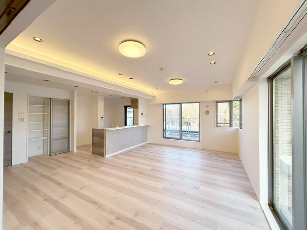 ジェイシティ千歳烏山 リビング ジェイシティ千歳烏山 リビング