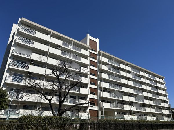 給田南住宅 2号棟 外観 給田南住宅 2号棟 外観