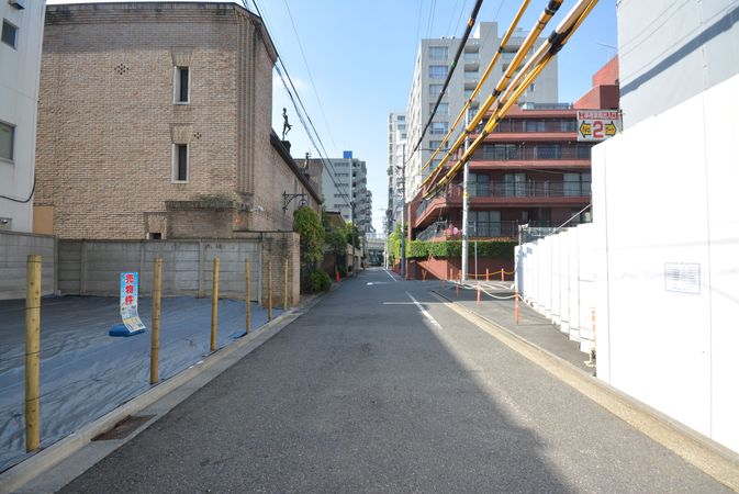 港区南青山6丁目 土地 前面道路含む外観 港区南青山6丁目 土地 前面道路含む外観