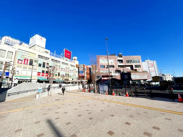 下北沢駅前