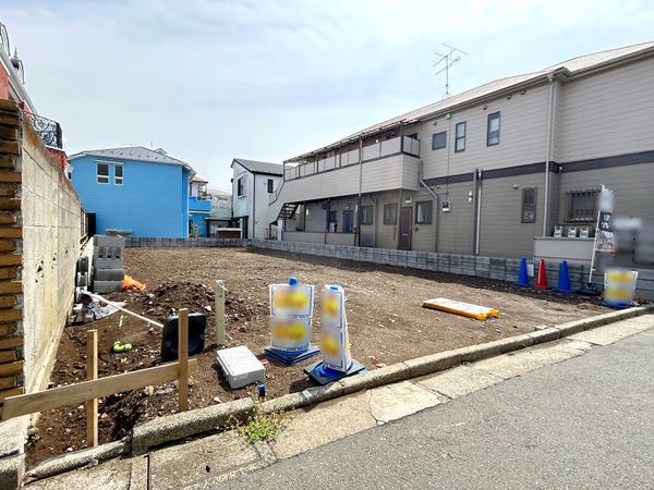世田谷区松原5丁目 土地 1区画 前面道路含む外観 世田谷区松原5丁目 土地 1区画 前面道路含む外観
