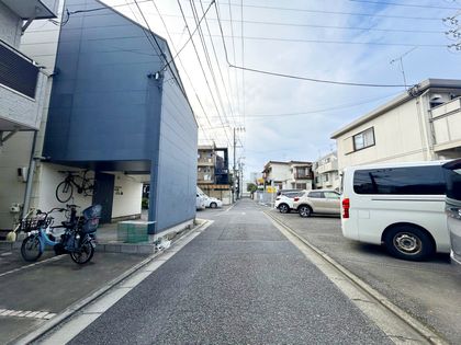 世田谷区代田6丁目 戸建 前面道路含む外観 前面道路含む外観