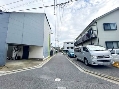 世田谷区代田6丁目 戸建 前面道路含む外観 前面道路含む外観