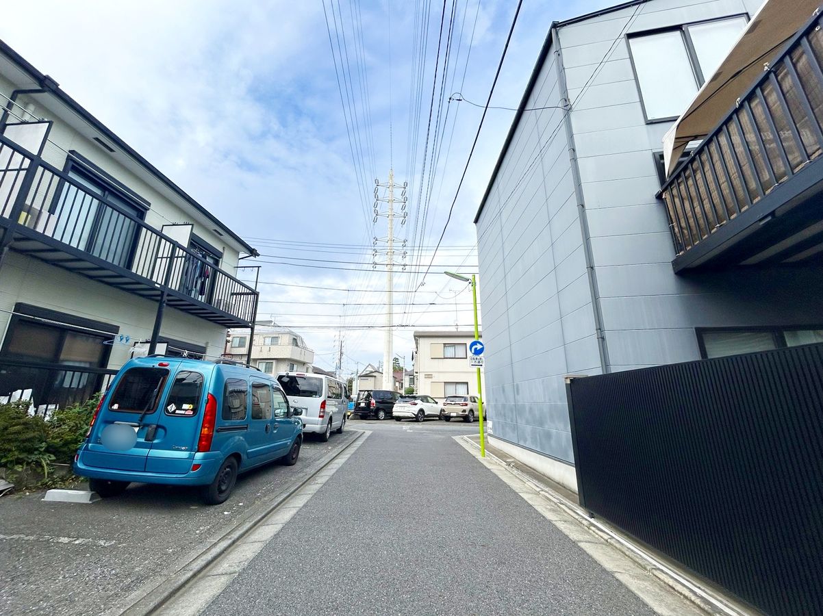 世田谷区代田6丁目 戸建 前面道路含む外観 前面道路含む外観
