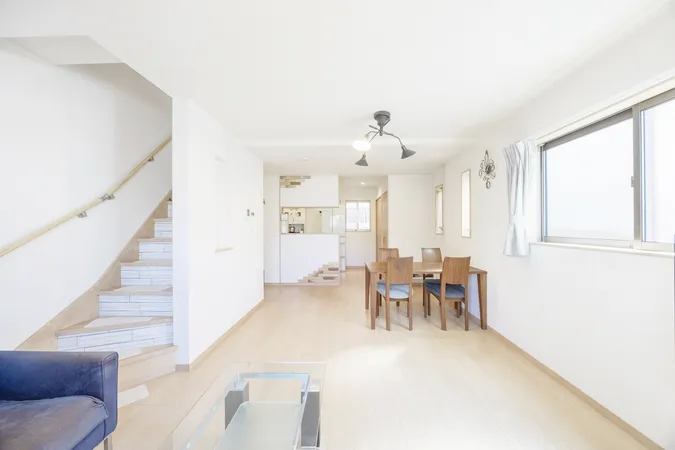 室内大変丁寧にお使いです。※家具・家電等は取引対象に含みません。