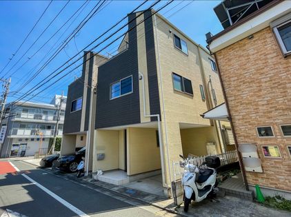 世田谷区羽根木1丁目 戸建 外観
