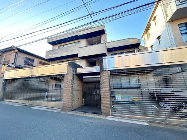 ネオハイツ・ヴェルビュ上目黒 外観