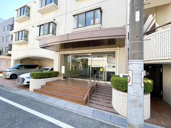 東北沢ハウス エントランス