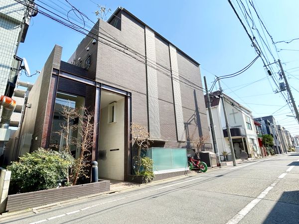 クウェストスクエア代沢 外観