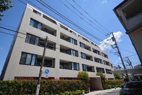 マストレジデンス世田谷代田 外観