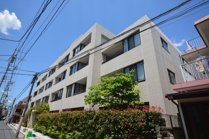 マストレジデンス世田谷代田 外観