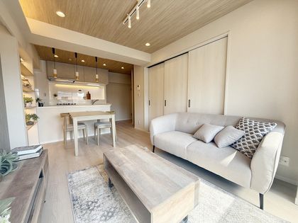 秀和幡ヶ谷レジデンス リビング