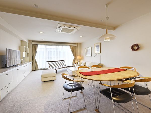 ハイツ元代々木50番 リビング